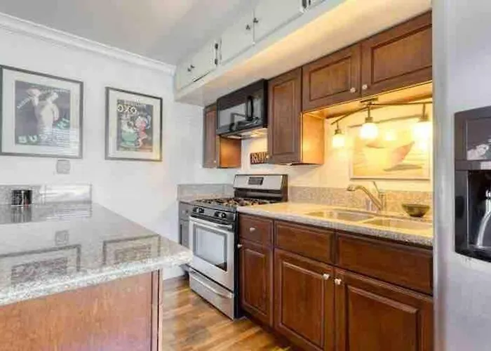 Belmont Shore Beach Bungalow, 2 Min Walk To Town!